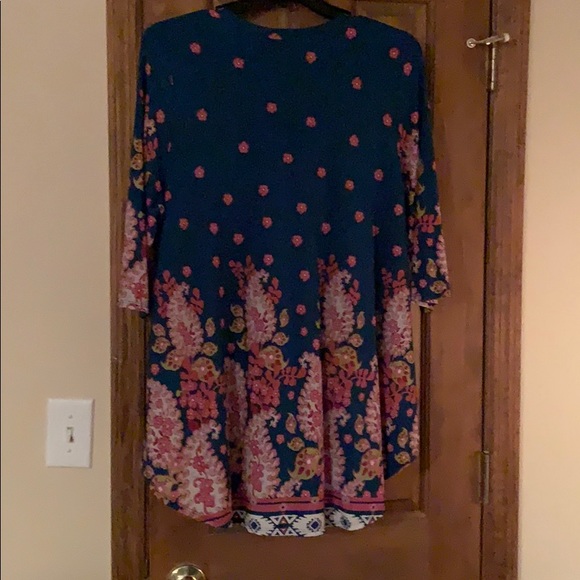 Tunic - Picture 2 of 2